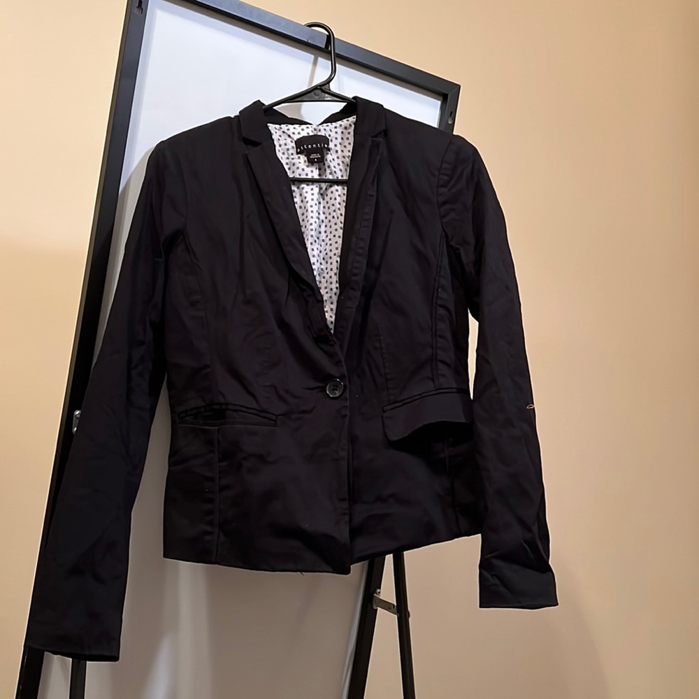 Attention black blazer Small
